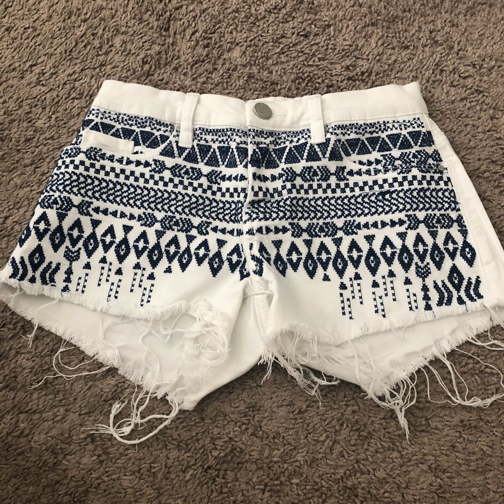 BLANKNYC white and navy jean shorts
